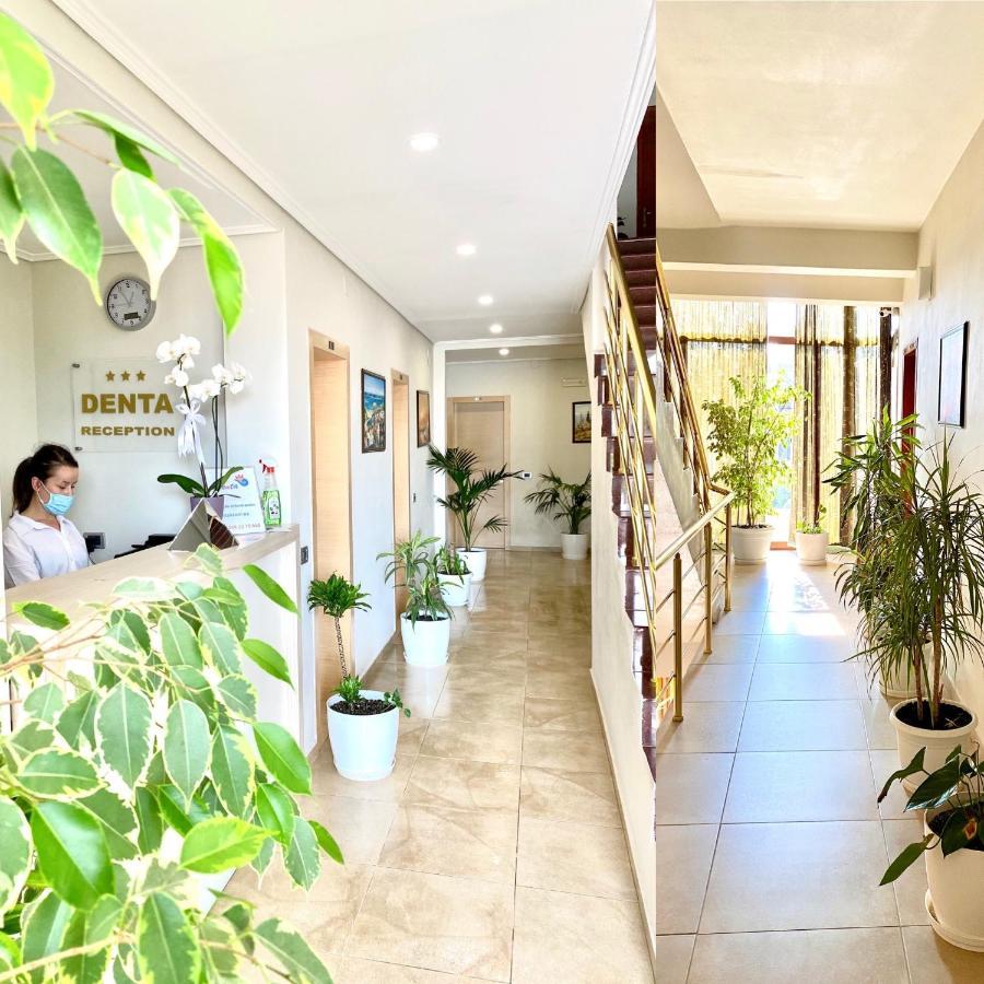 Hotel Denta Radhimë Екстериор снимка