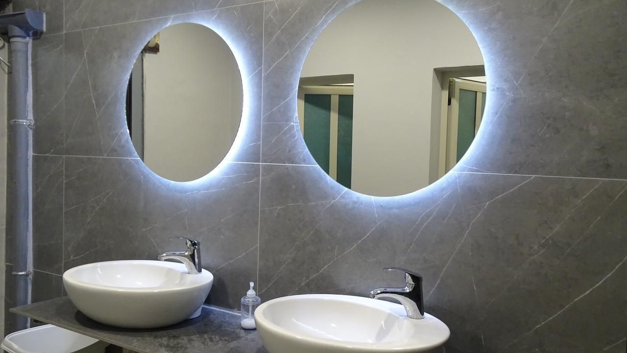 Hotel Denta Radhimë Екстериор снимка