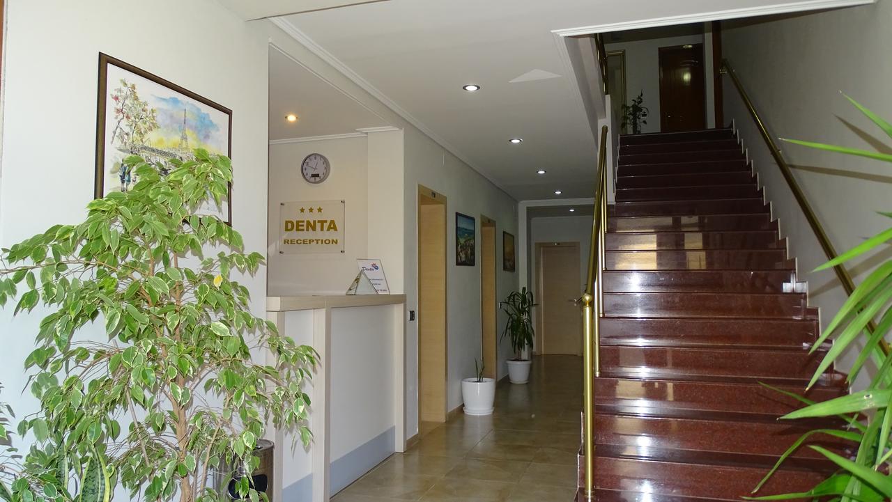 Hotel Denta Radhimë Екстериор снимка