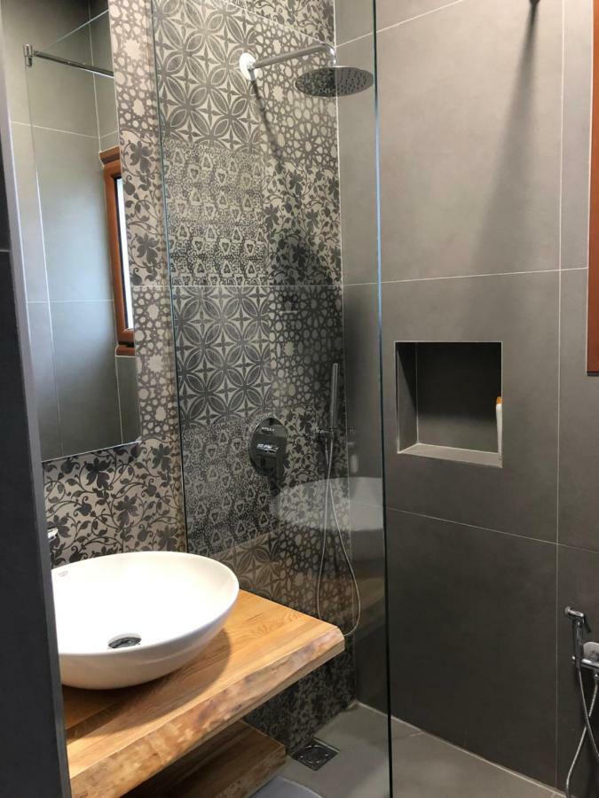 Hotel Denta Radhimë Екстериор снимка