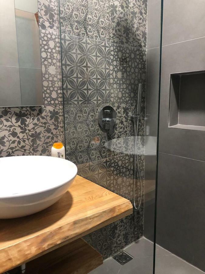 Hotel Denta Radhimë Екстериор снимка