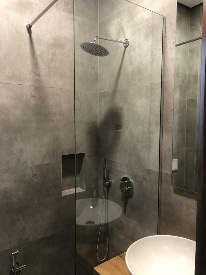 Hotel Denta Radhimë Екстериор снимка