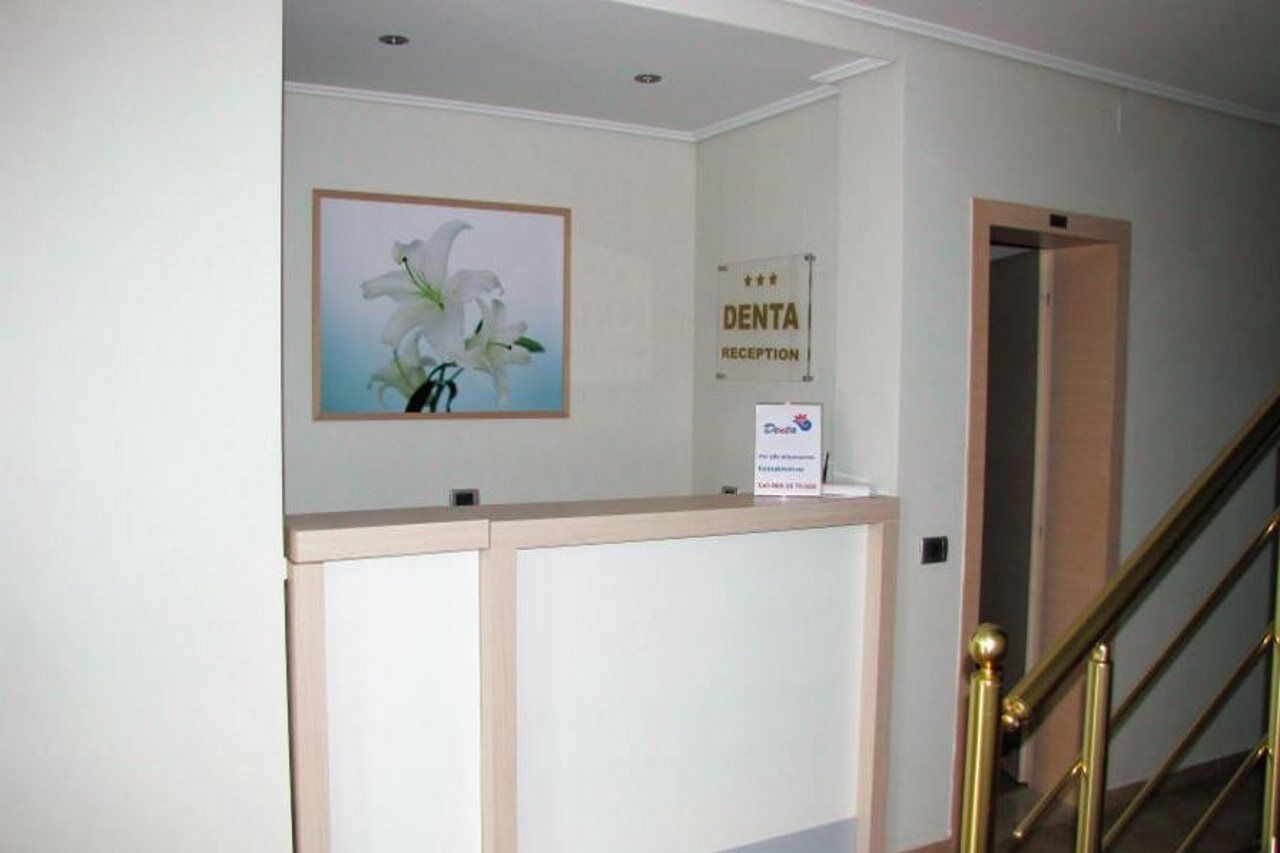 Hotel Denta Radhimë Екстериор снимка